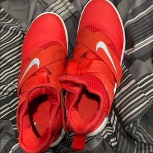 Don’t need these anymore size 9 lebrons